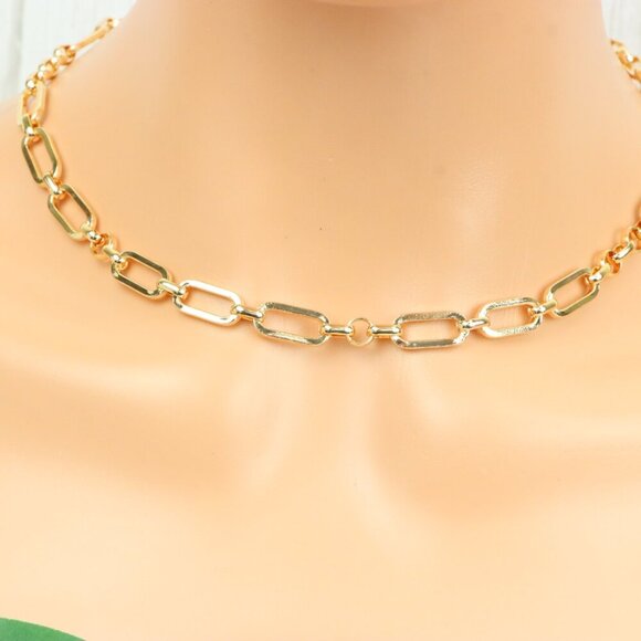 "Minimalist & Elegant Necklace Chain – Perfect for Women & Girls | UNVRC1654 - Picture 9 of 10
